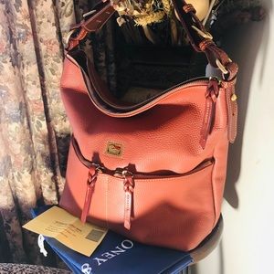 Dooney & Bourke Dillen Medium Pocket Sac